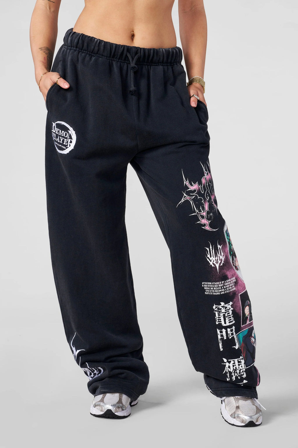 W2242 - Demon Slayer: Kimetsu no Yaiba - Joggers