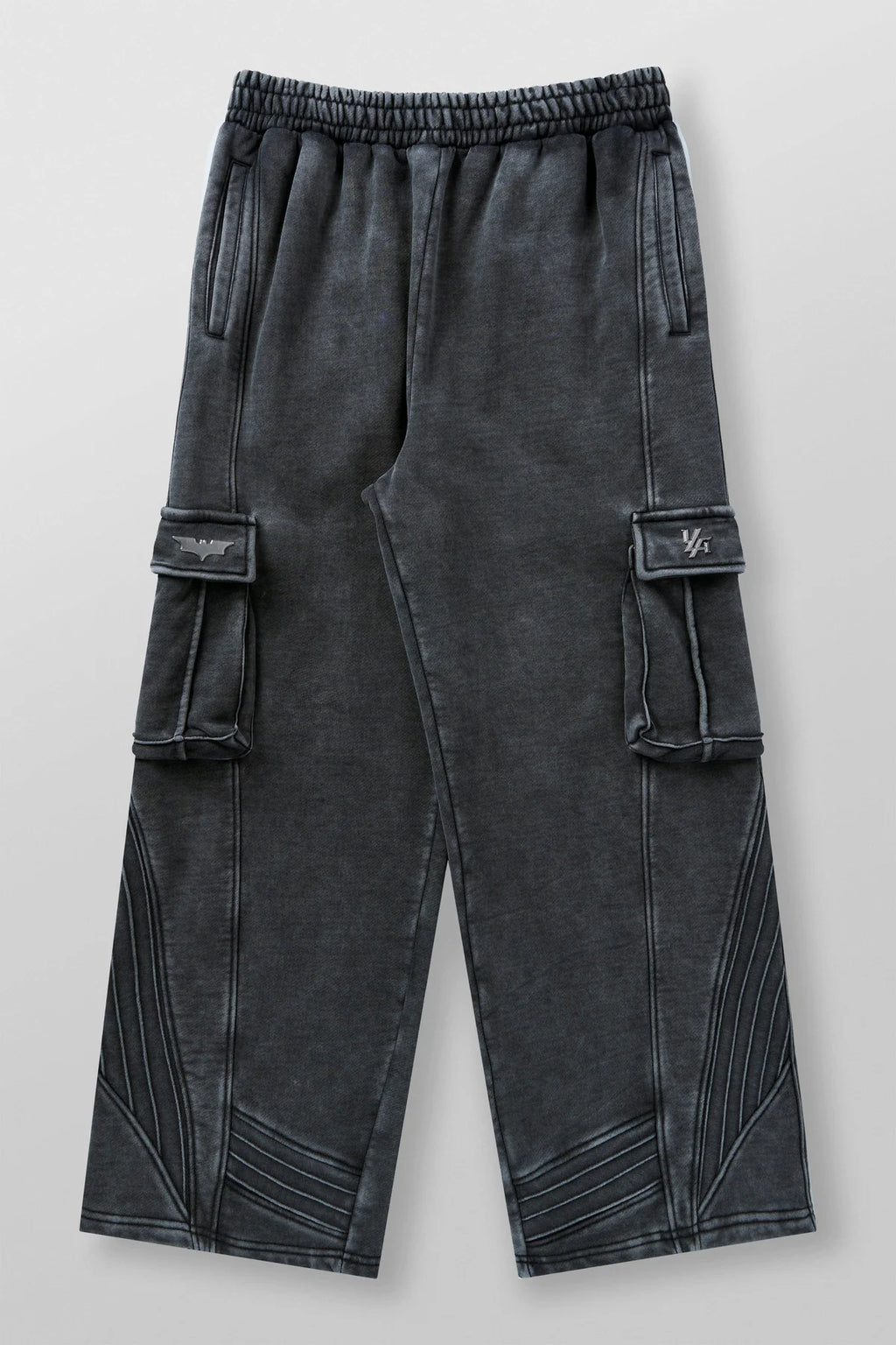 2131 - Batman Armored Sweats
