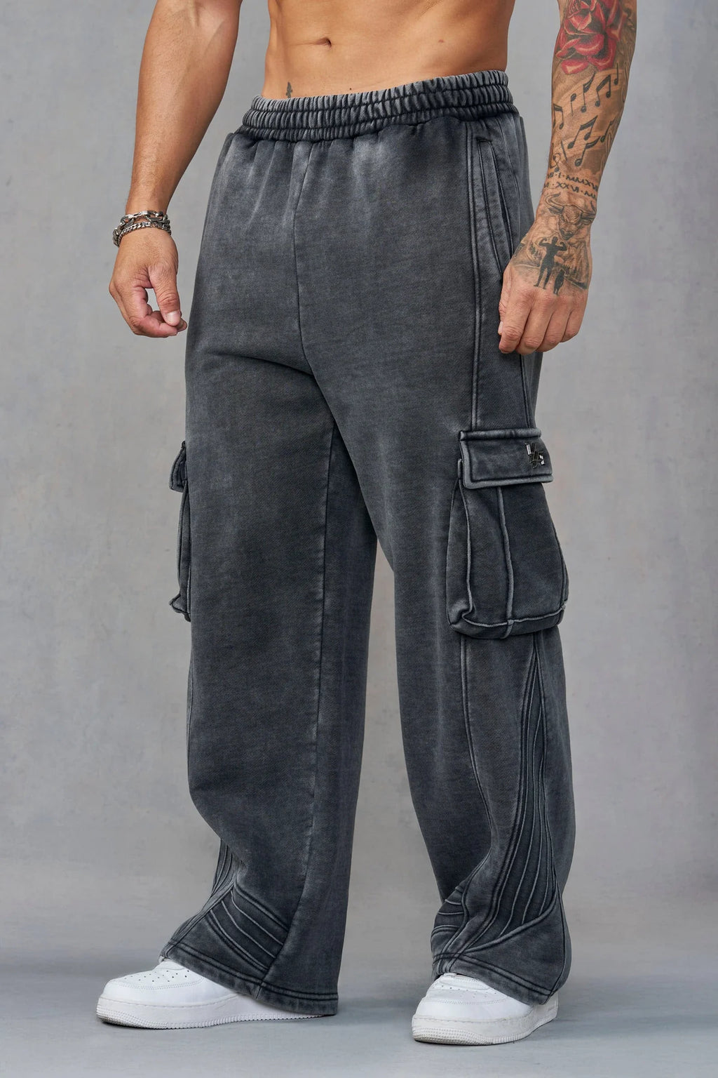 2131 - Batman Armored Sweats