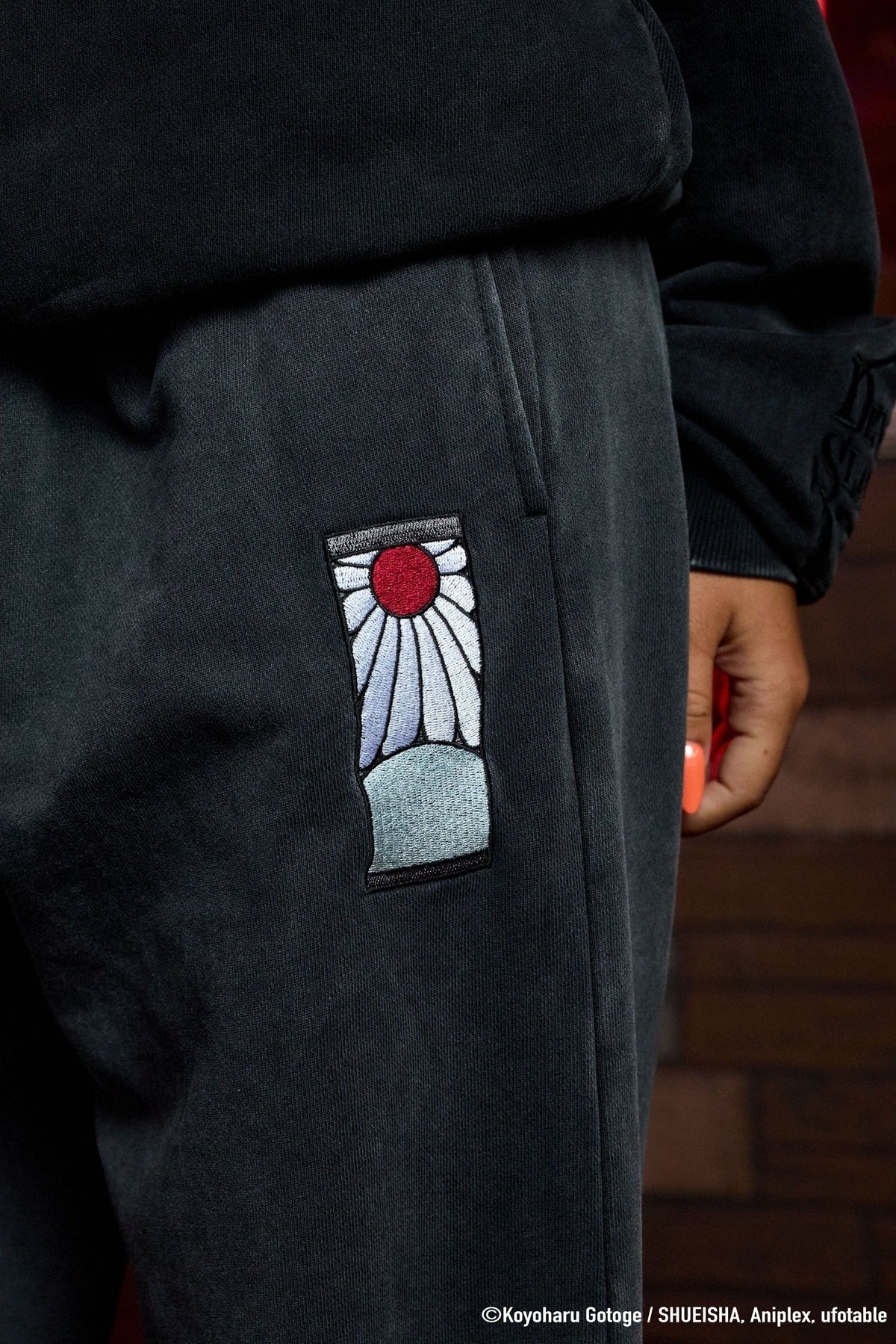 W2242 - Demon Slayer: Kimetsu no Yaiba - Joggers