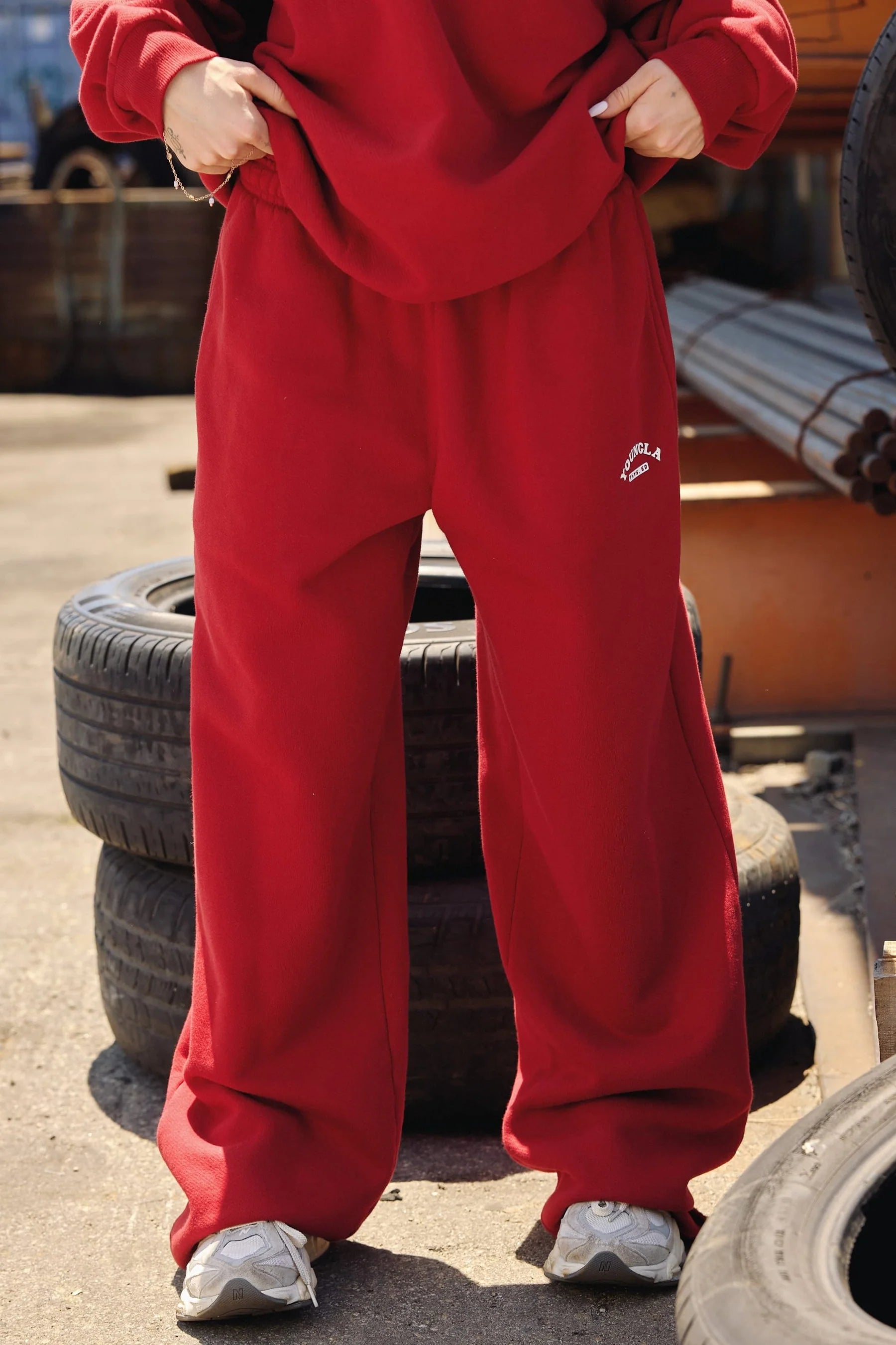 Joggers W2241 - P.E. Rawcut Sweats