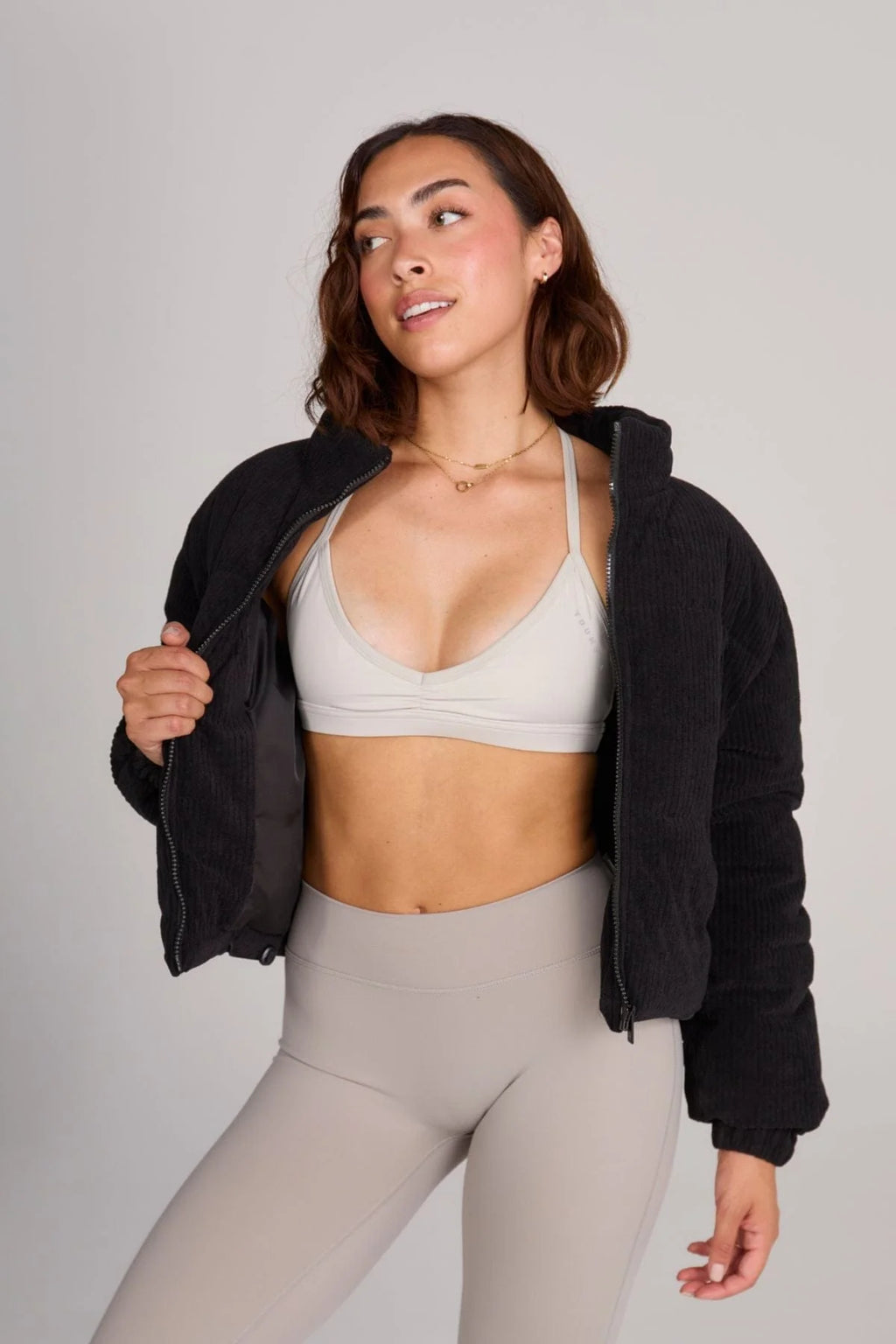 W335 - Bra Urban V-neck